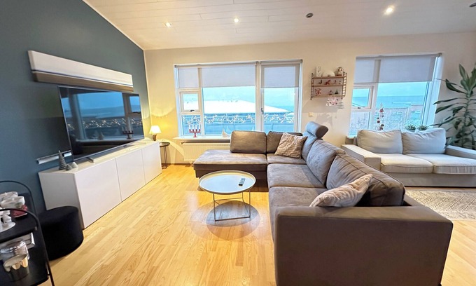 Hafnarfjordur House | Family friendly house in Þrastarás, Hafnarfjörður