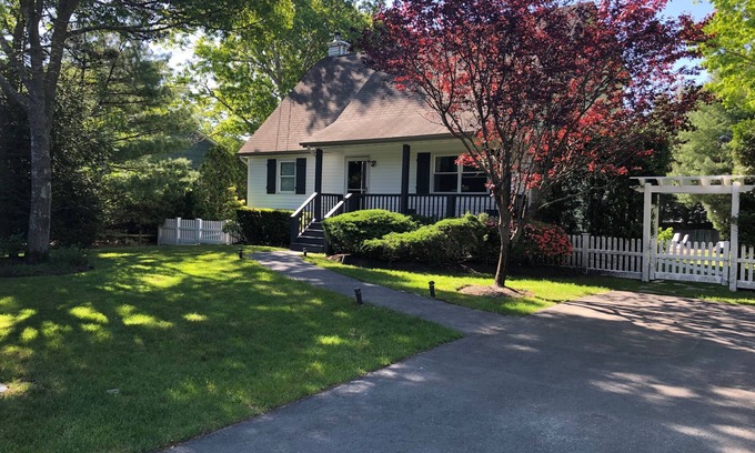 Hampton Bays House | Family Friendly House - Pool, Playground, Close to all!