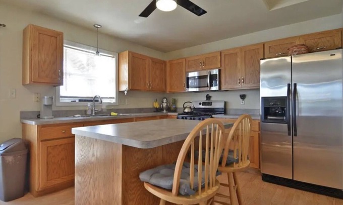 Ottawa House | Family Friendly Home in Ottawa