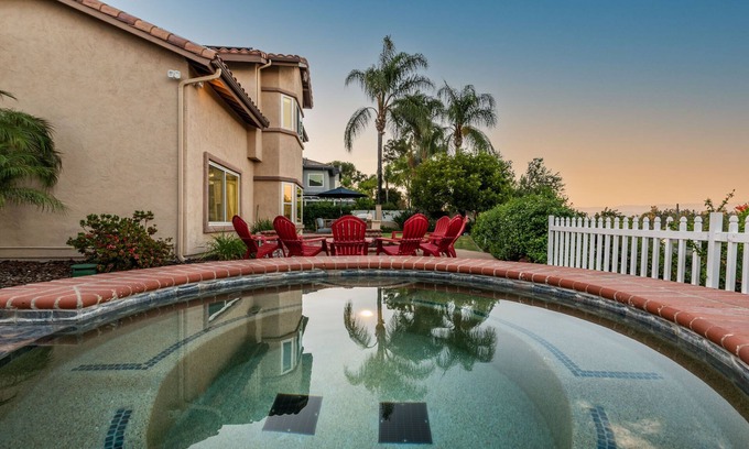 Felicita House | Family Friendly Home Away from Home w/Game room