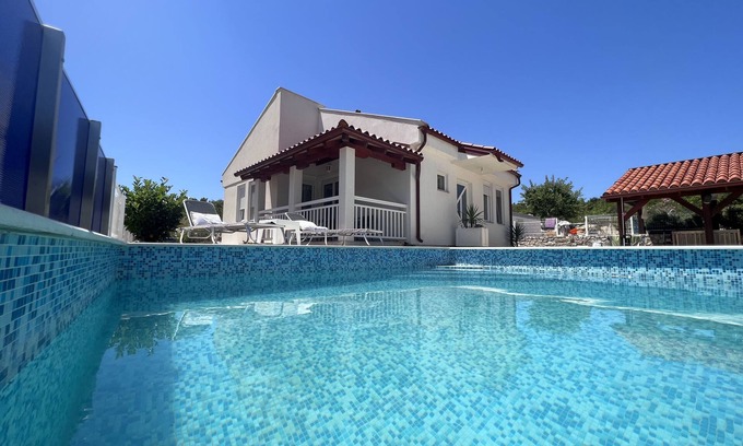 Janjina House | Family friendly house with a swimming pool Janjina, Pelješac (K-19594)