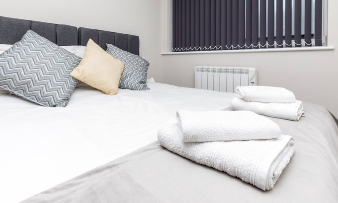 Horsham Apartment | Family Friendly Modern Apartment Close to Horsham Town.