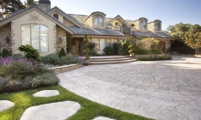 Del Monte Forest House | Family Friendly Pebble Beach Estate