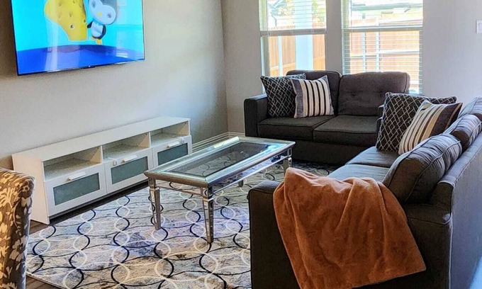 McKinney House | Family - Friendly Ranch Style House at McKinney/Princeton