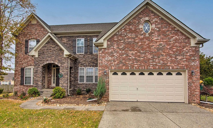 Spring Hill House | Family-Friendly Spring Hill Home w/ Theater!