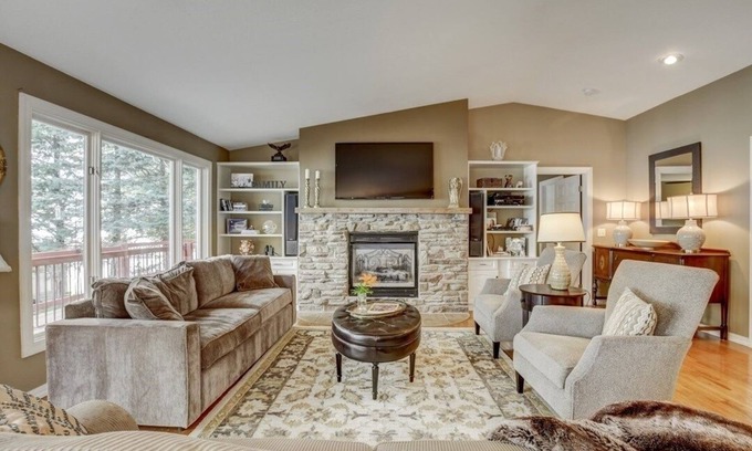 Prior Lake House | Family-Friendly, Waterfront Home With Open Floor Plan And Beautiful Lake Views!