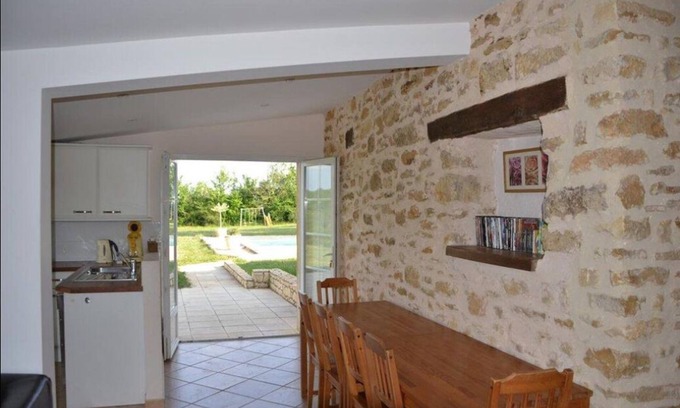 Montayral Cottage | Family Friendly Well Appointed 4 bedroom Gite