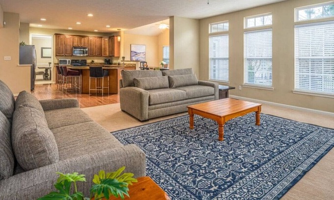 Beavercreek House | Family & Friends Beavercreek Entertainment Home!