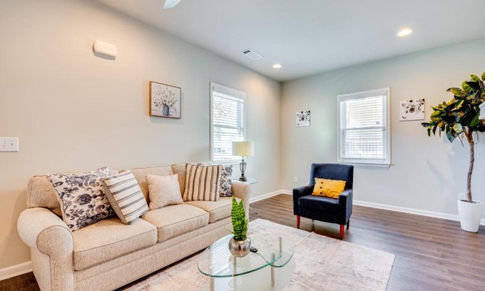 Atlanta House | Family Fun Hub Walk to Park, 3 Mi to Dtwn Atlanta