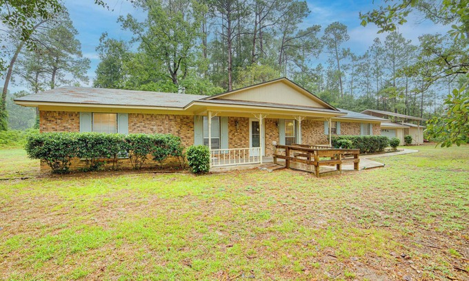 Mineola House | Family Getaway on 4 Acres in Mineola!