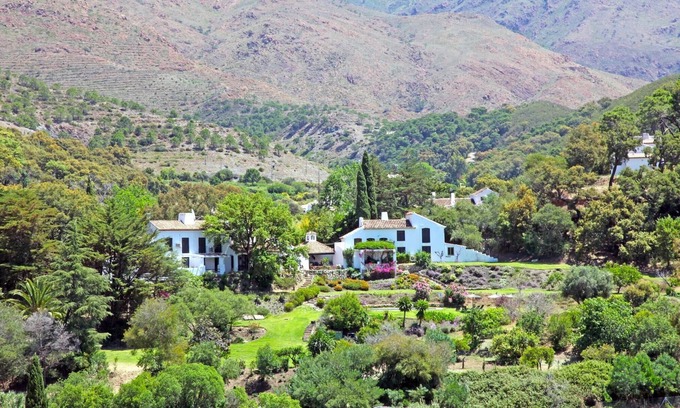 Casares House | Family holidays in Spain, ideal for groups, 11bed estate with 2 pools, jacuzzi.