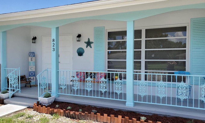 Cypress Lake House | Family Home 15 min. from Fort Myers Beach & Sanibel Island.