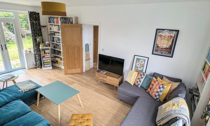 Southbourne House | Family home by Sobo beach