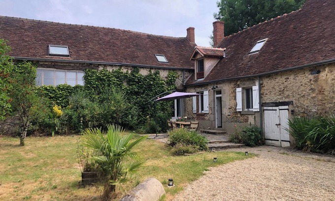 Eguzon-Chantome Other | Family home for a country escape: calm, nature and comfort.