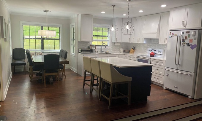 Oxford House | Family home located 3 miles from the downtown square and 4 miles from Ole Miss!