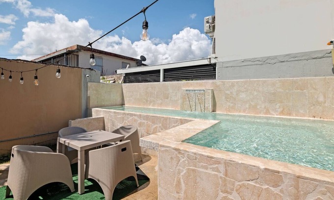 Sabana Abajo House | Family Home| Pool|Near to The Airport +Solar Panel