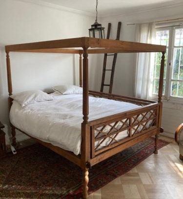 Vitacura Bed & Breakfast | Family home with beautiful garden