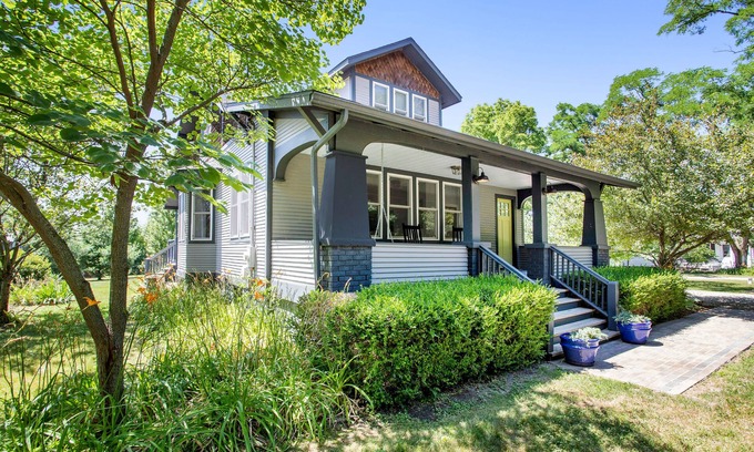 Three Oaks House | Family Home with Porch & Deck, Private Hot Tub, Firepit, & Fast WiFi - 1 Dog OK