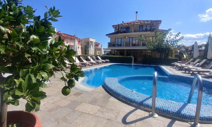 Sozopol Hotel | Family Hotel Muses
