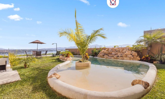 Tequesquitengo House | Family House, Pool & Lake view, 4 Bedrooms