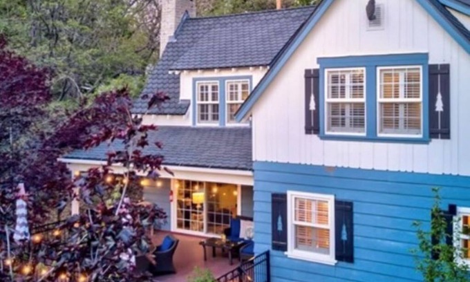 Cedar Glen Cabin | Family Lake House, Two Minute Walk to Lake