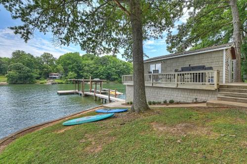 Mount Mourne House | Family Lake House Retreat by AvantStay Sleeps 28