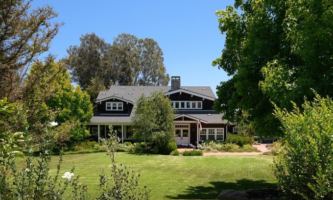 Toro Canyon House | Family life at its best! Indoor/Outdoor house near trails, polo and the beaches.