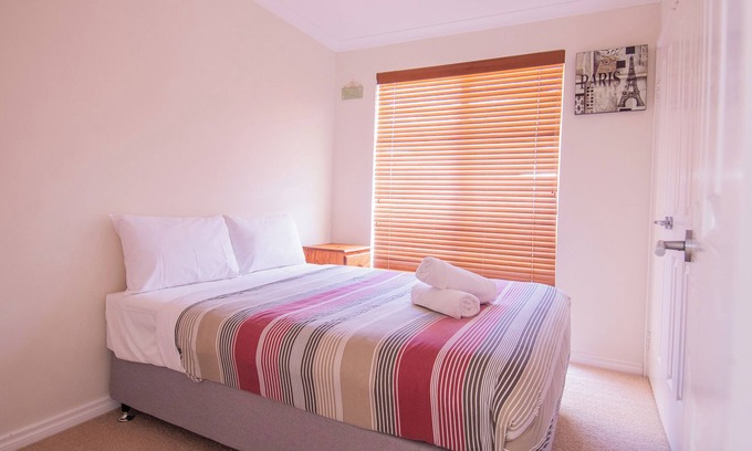 Geographe House | Family Oasis – Spacious 4BR in Busselton