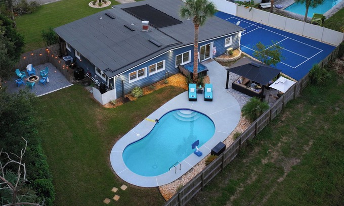 Jacksonville Beach House | Family Oasis | Pickleball + Heated Pool & Spa