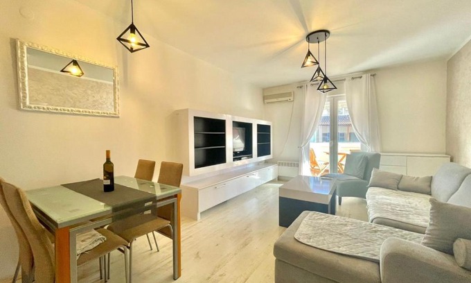Babilonija Apartment | Family One bedroom apartment with Garden view