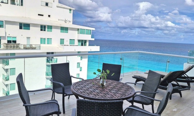 Zona Hotelera Apartment | Family Paradise | 4BR Penthouse by the Beach