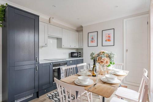 Hopton House | Family & pet Friendly, Stylish & Spacious Beach House