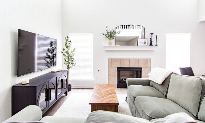 Olive Branch House | Family & Pet Friendly Hideaway | Game Loft + Private Yard