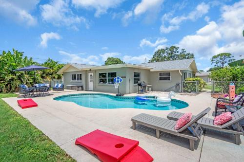 Bradenton House | Family Retreat with Pool Near Beach & IMG Academy