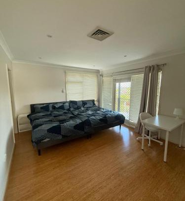Greenacre House | Family Room with Private Bathroom and Balcony - GA2