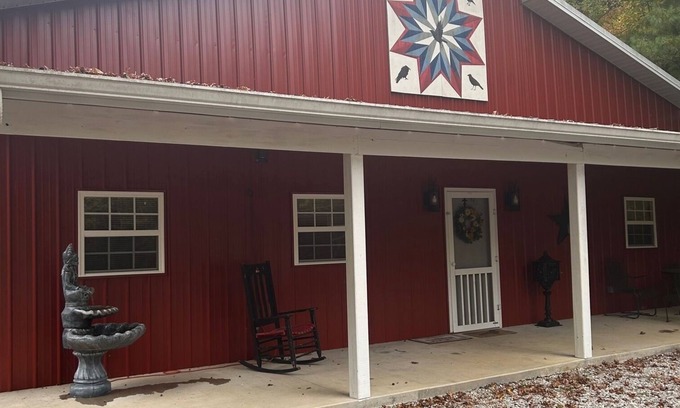 Elgin House | Family size Barndo, Side by Side friendly.Lots of Trails to explore.