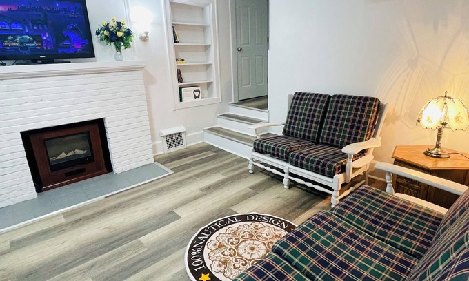 Canton House | Family-sized, Crew-friendly 4BR home near Hall of Fame- Ideal for Monthly Stays
