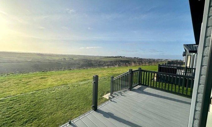Newquay Cabin | Family sized lodge,Parkdean Newquay Holiday Park. Close to beaches & attractions