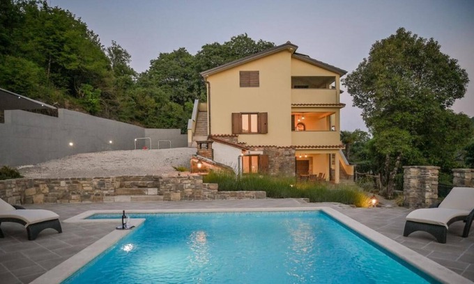 Krbune Villa | FAMILY SUITABLE HOLIDAY VILLA WITH LARGE GARDEN AND PLAYGROUND