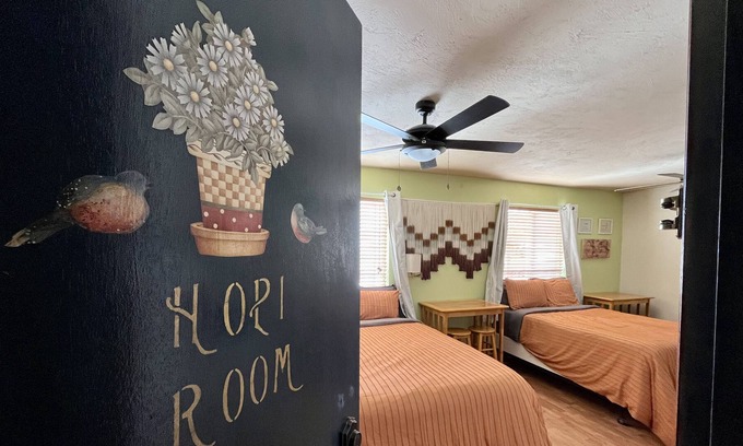 Valle Bed & Breakfast | Family Suite in Bed & Breakfast Near Grand Canyon