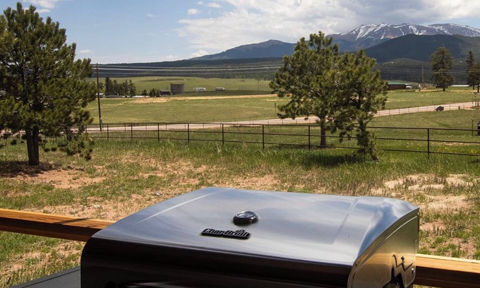 Divide House | Family themed 6-bedroom house, Pikes Peak view, Hot tub, game room