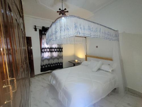 Jinja Apartment | Family travel house