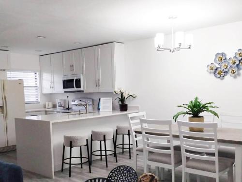Kissimmee Villa | Family vacation Villa in Fantasy World Resort - Minutes from Disney