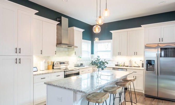 Atlanta House | Family Vibes. Big City Feels! Minutes to Mercedes Benz/State Farm Arena