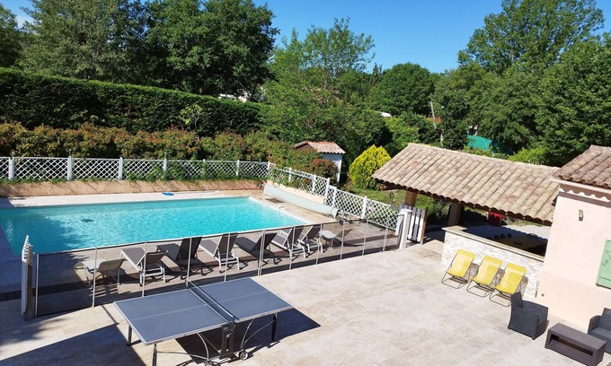 Callian Villa | Family villa 8 pers /pool /close to shops and lake