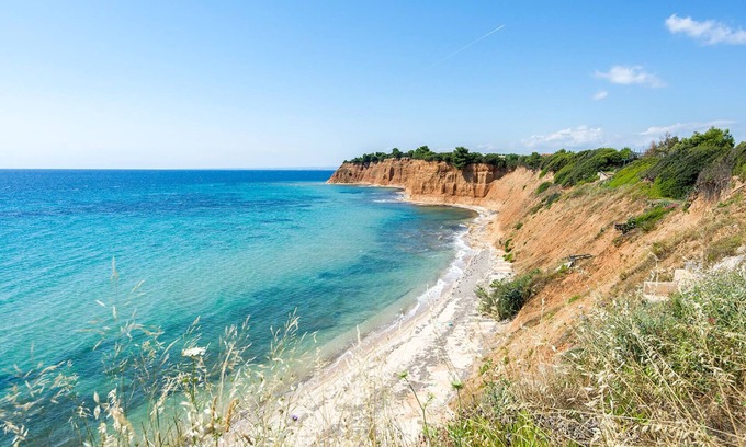 Nea Potidaia Villa | Family villa right in front of the beach, isolated with outstanding view