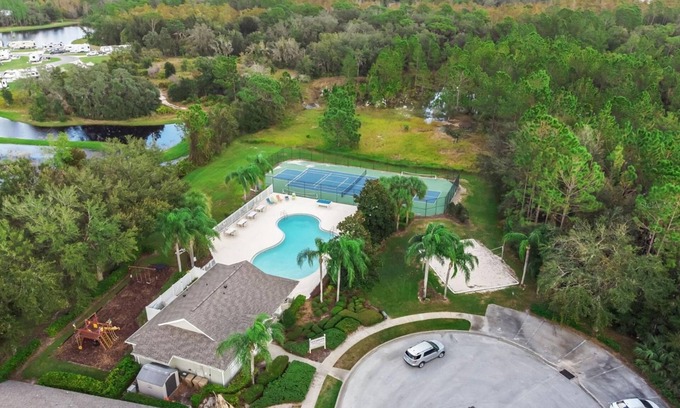 Four Corners House | Family Villa w Pool Gameroom-low September Rates