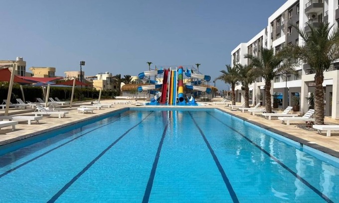 Hurghada Ski Chalet | Fanadir Bay Resort & Aqua Escapen
