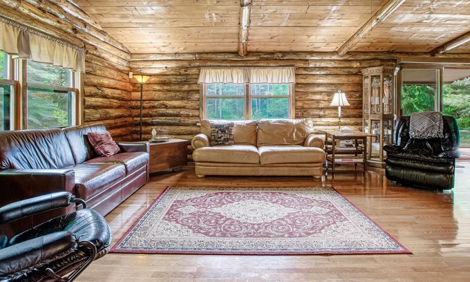 Wisconsin Dells Cabin | Fantastic Cabin on 40 Acres W/ Free WiFi, Hiking Trails, & Wood Stoves - Dogs OK