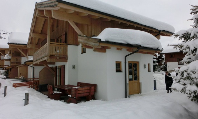 Hochkrimml Ski Chalet | Fantastic chalet for 8 persons directly at the nature reserve